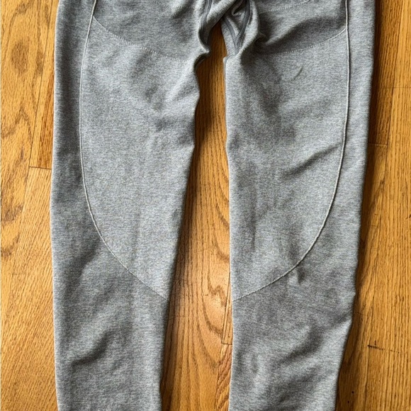 Gymshark Gray and Teal Leggings - Picture 5 of 7